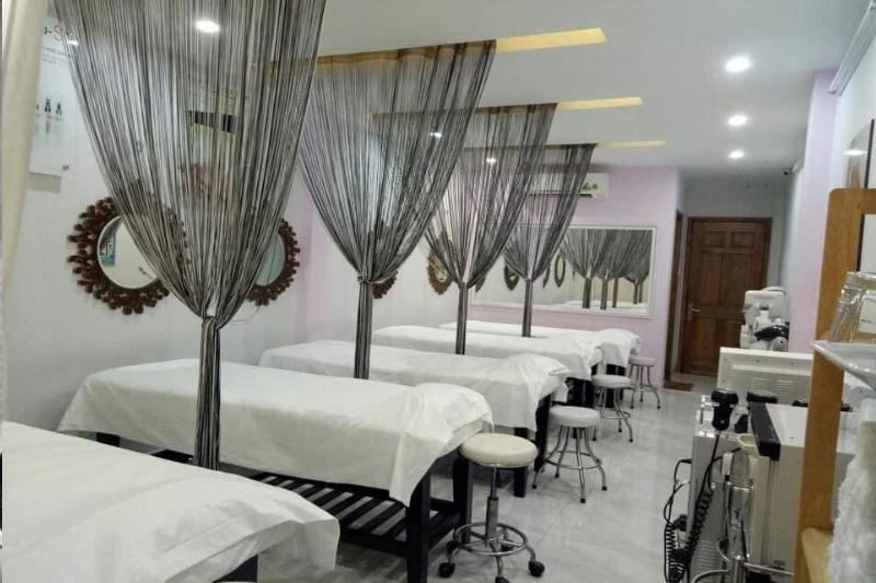 rèm sợi chỉ dành cho spa